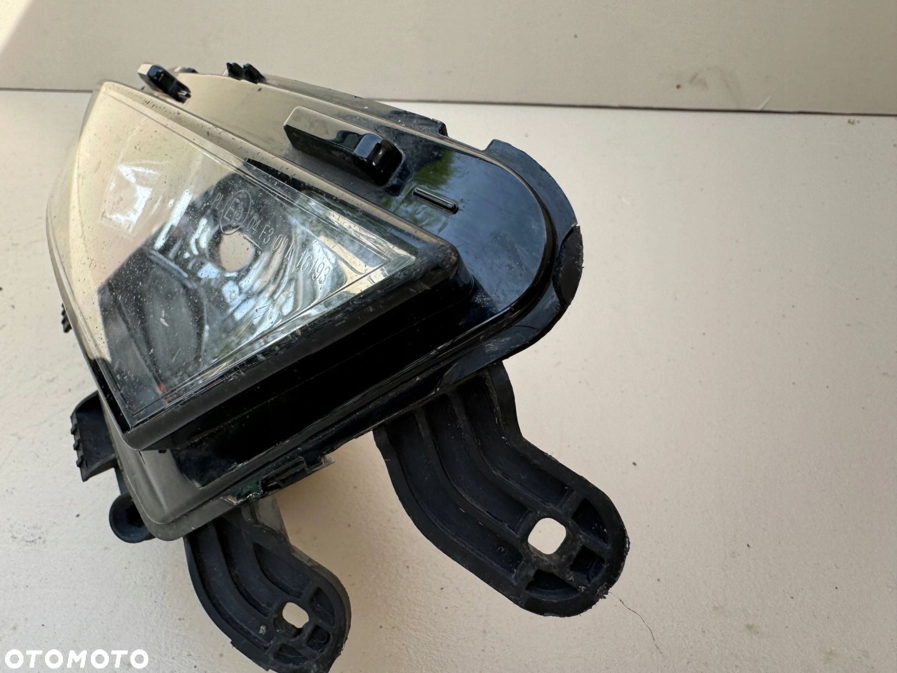 SKODA OCTAVIA III 3 HALOGEN PRAWY PRZEDNI PRZÓD 5E0941700 - 7