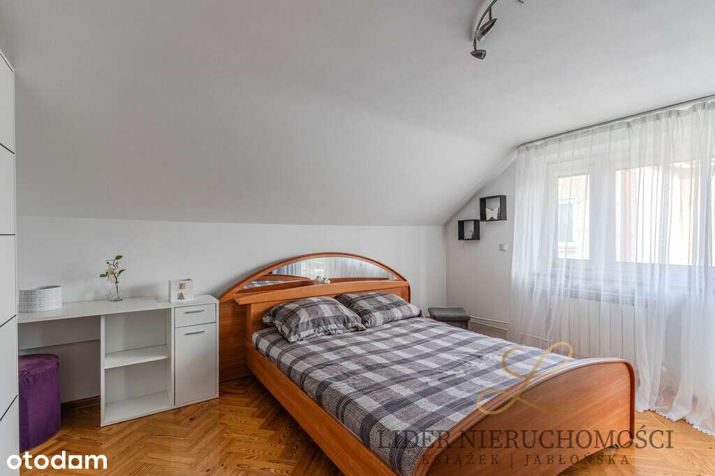 Dom z wyposażeniem w centrum Ropczyc-15