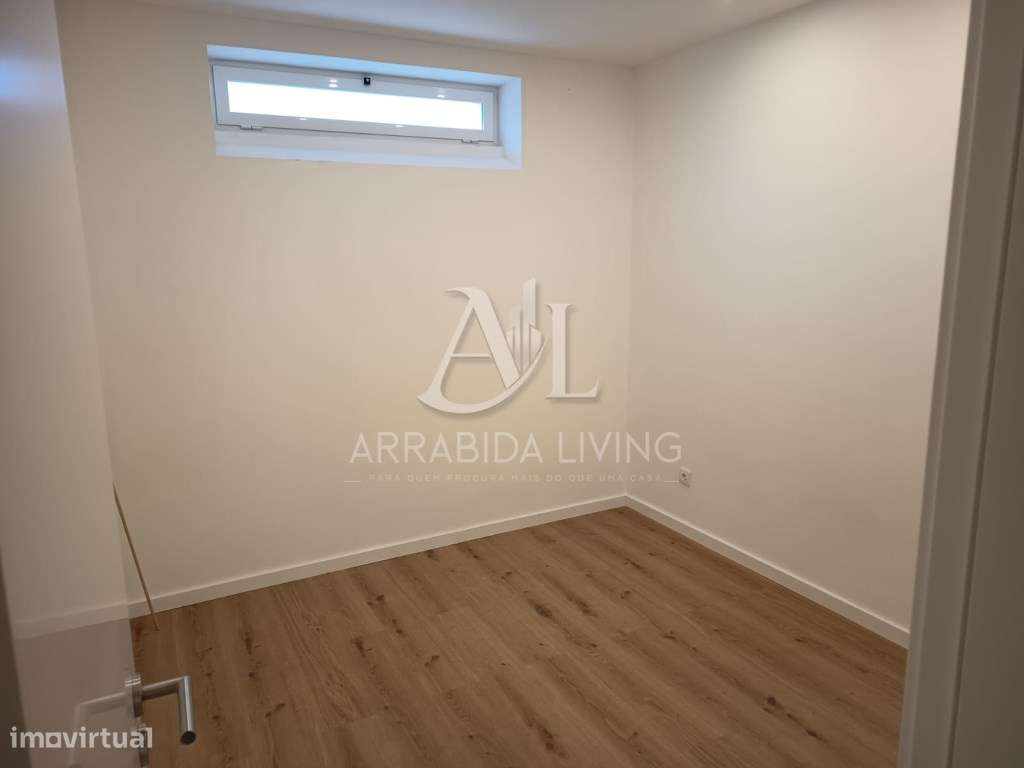 T2+1 - Tebaida - C/ Quintal - Setúbal-13