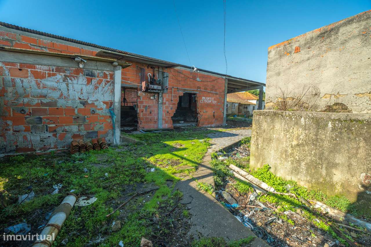 Moradia T2-Para Reconstrução-13