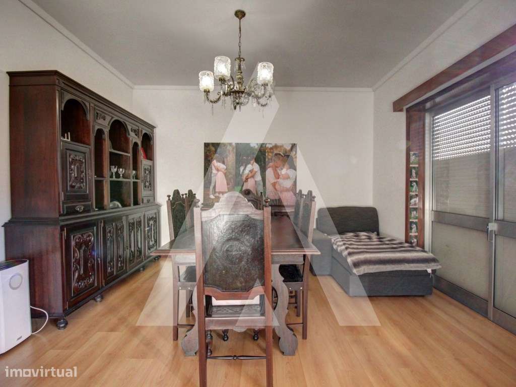 Moradia T6, Isolada, na zona de Oiã-12