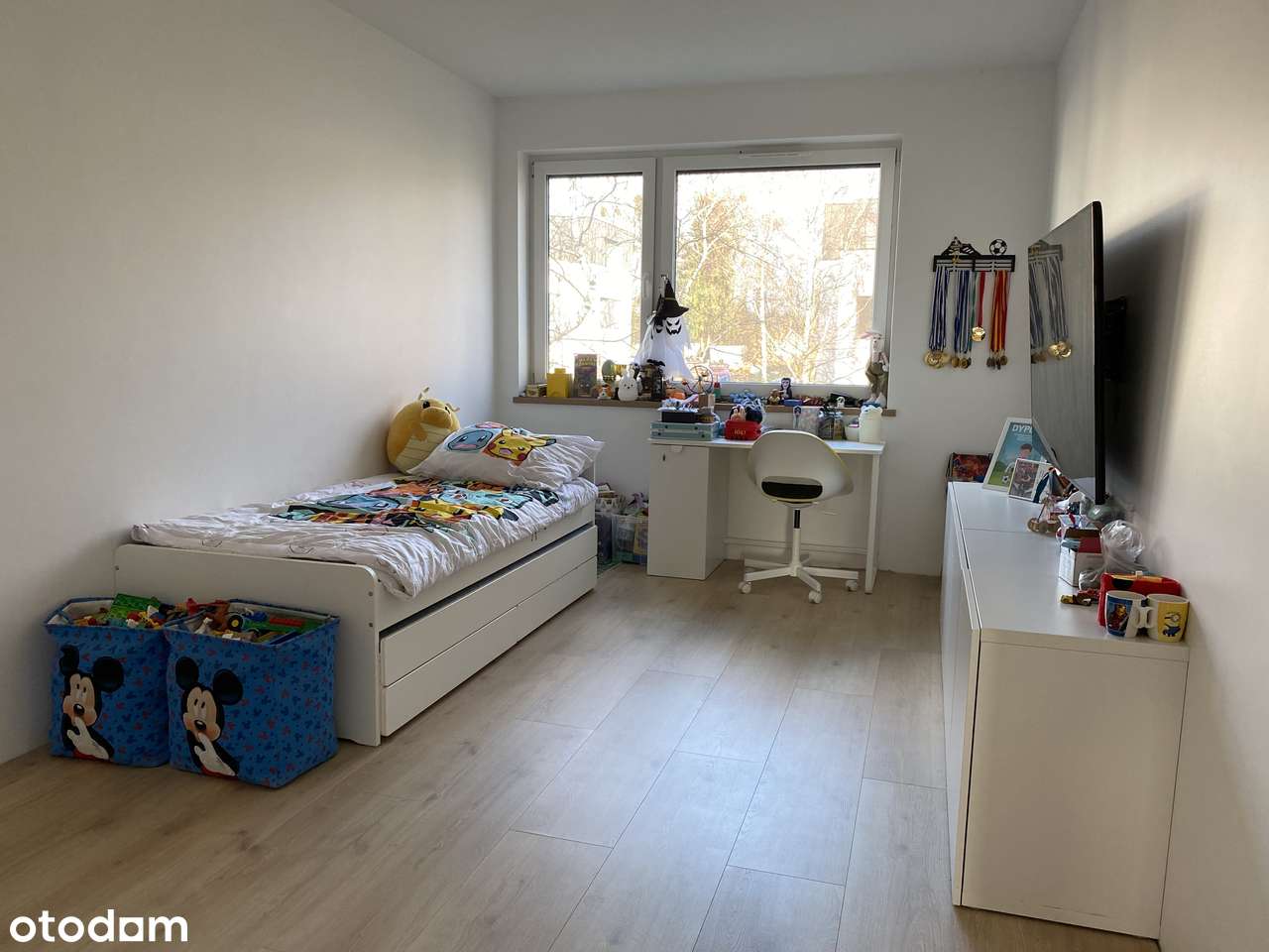 Przestronny dom dla rodziny w Złotnikach, 4 sypialnie, wysoki standard-15