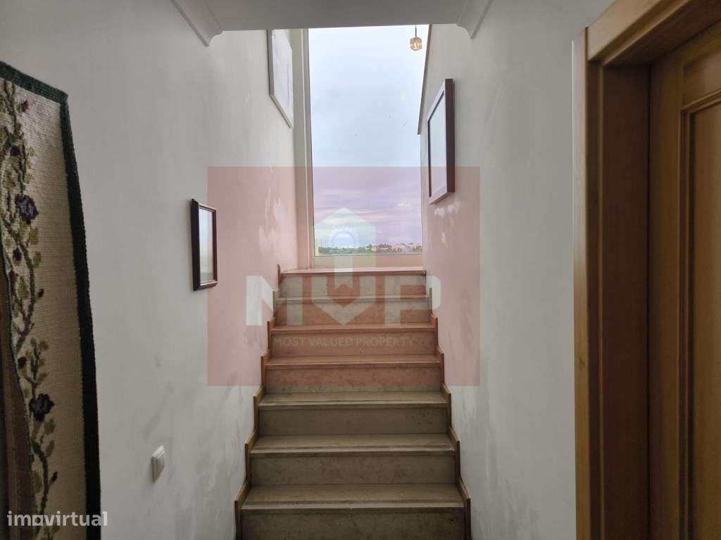 Apartamento T4 em Portimão-15