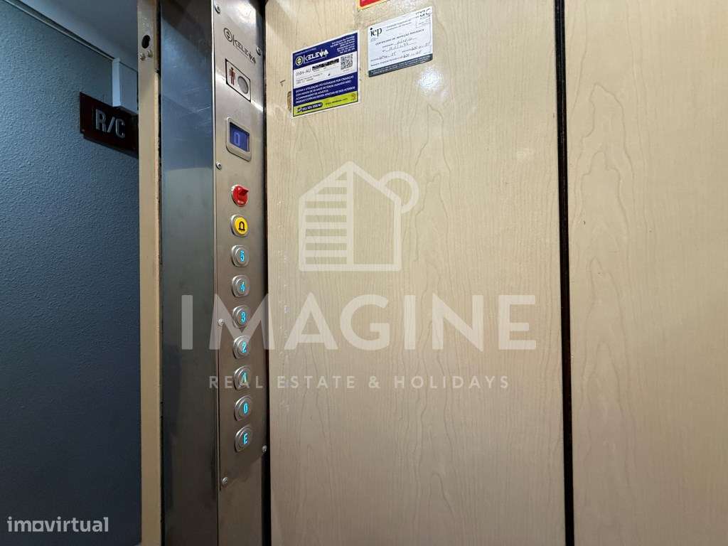 T3 espaçoso com elevador no Bairro do Liceu em Setúbal-16