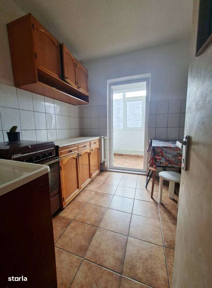 Apartament 3 camere, etaj 3,  str Soveja, aproape de Bdul Tomis - Imagine principală: 4/12