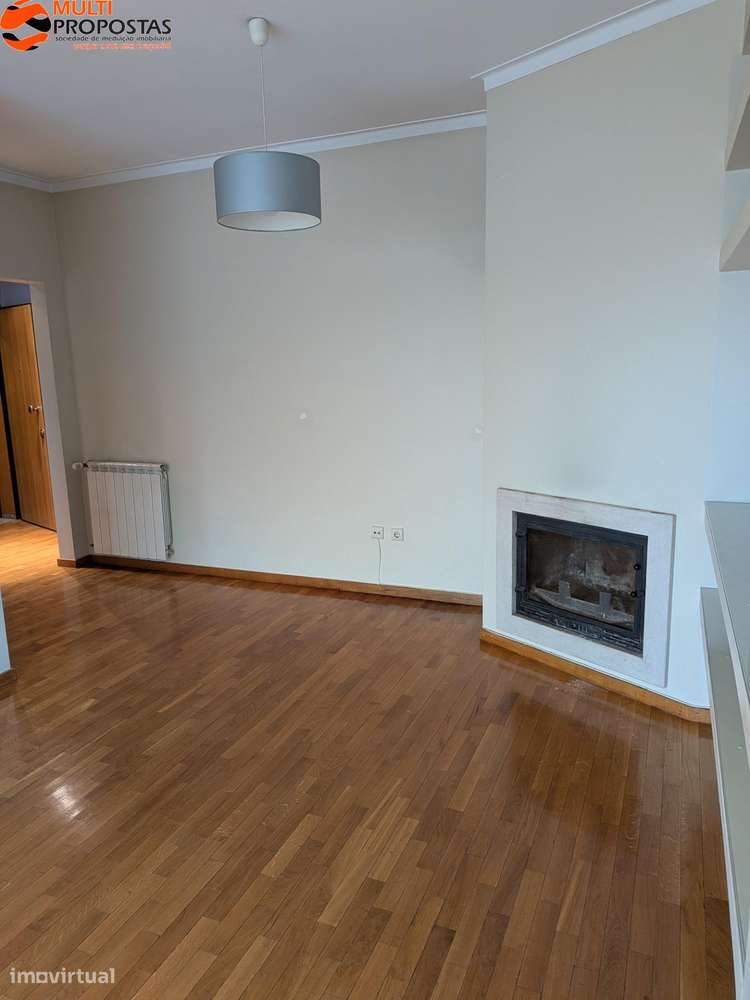 T2 C/ TERRAÇO - S. VICENTE (D.DIOGO)-22