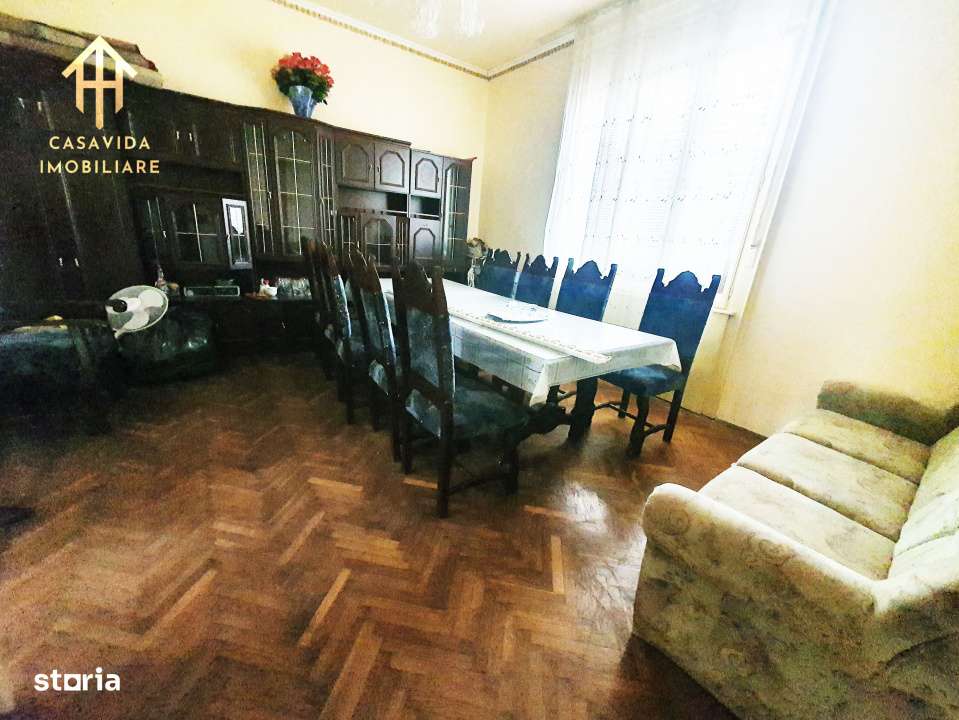 Casa de vanzare in Lugoj, Strada Dorobantilor - Imagine principală: 5/10