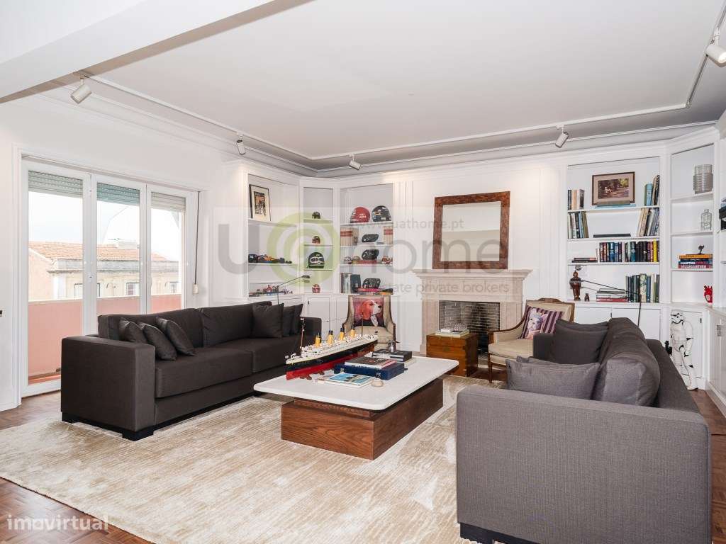 Apartamento T4+ 1 na Lapa-6