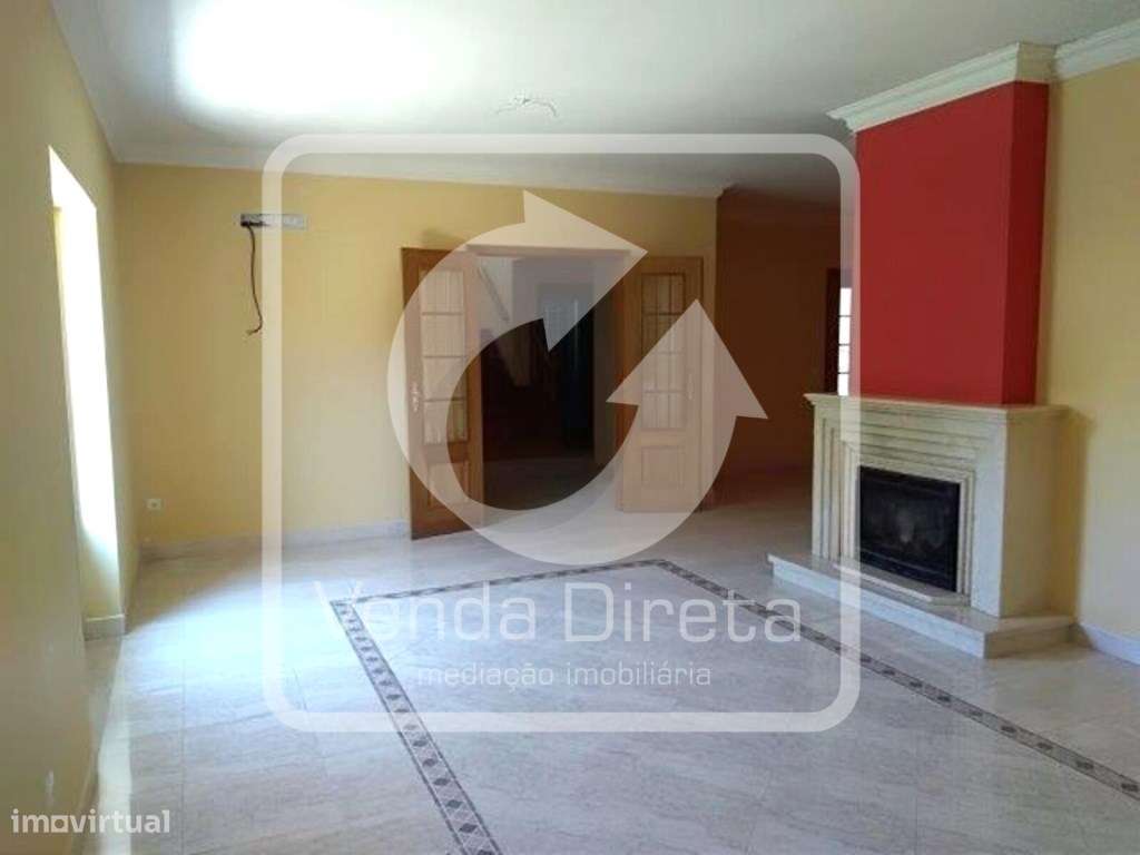 Moradia T3 com Piscina em Lote de 515 m² | Benavente - IMÓVEL DA BANCA - Grande imagem: 4/27