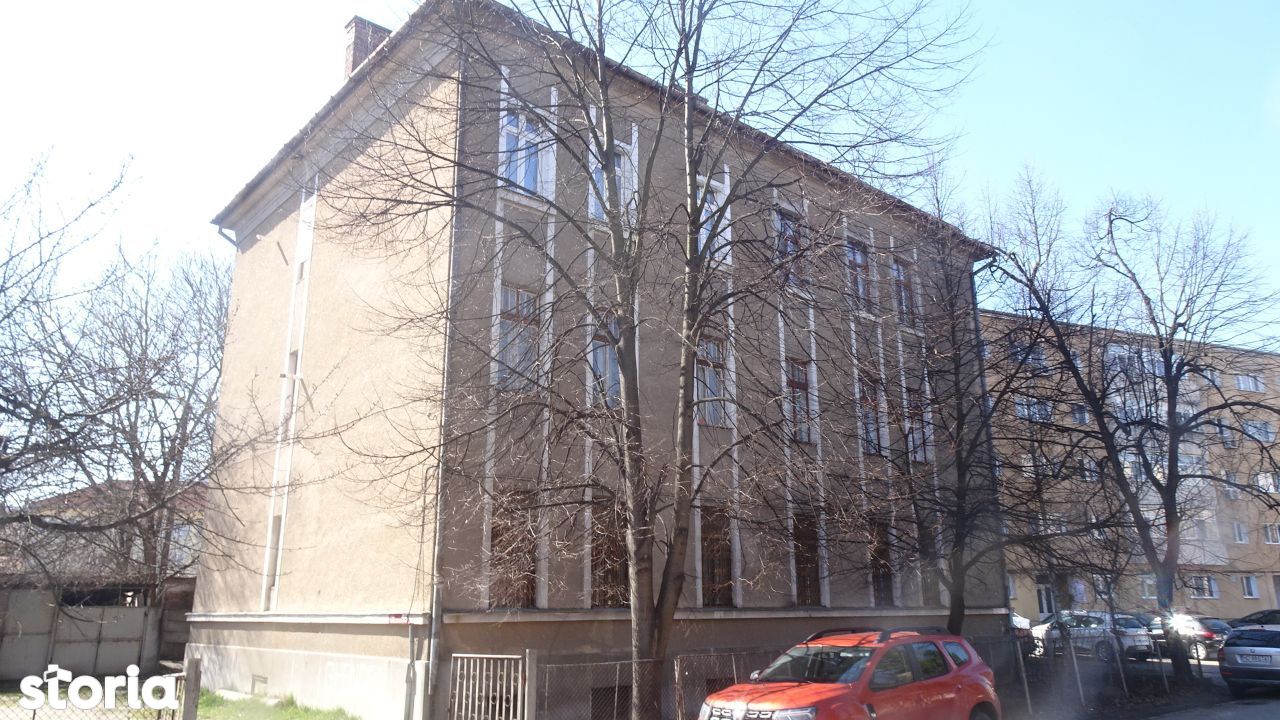 Vand apartament de 3 camere in Deva, zona Enescu (Cuza Voda), etaj 1,