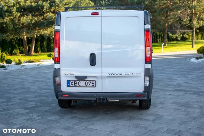 Opel Vivaro - 20