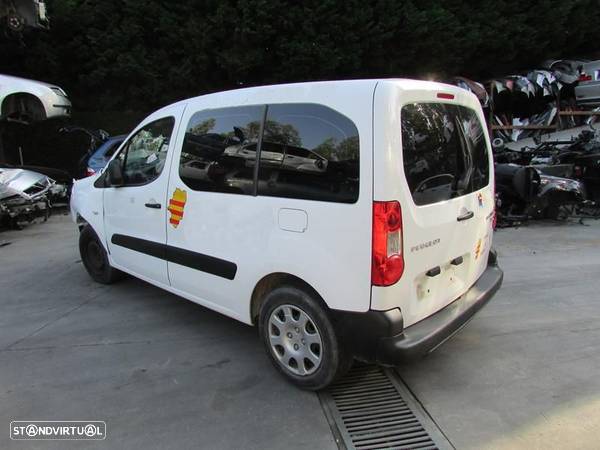 Peugeot Partner 1.6HDi 2011 - Peças Usadas (5602) - 4