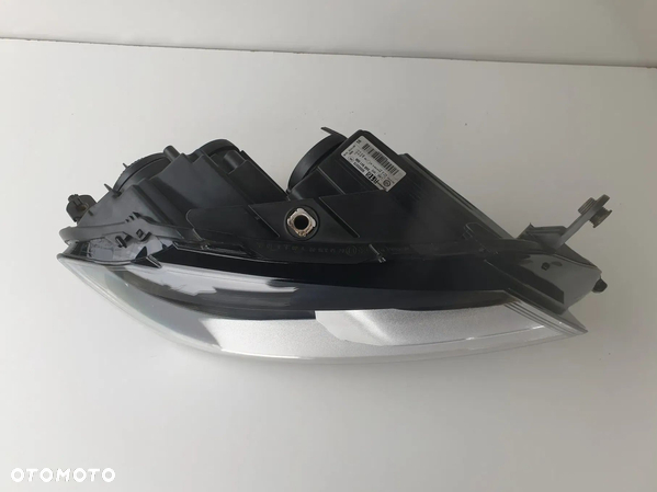 VW Passat B7 Lampa Prawa 3AB941006 - 4