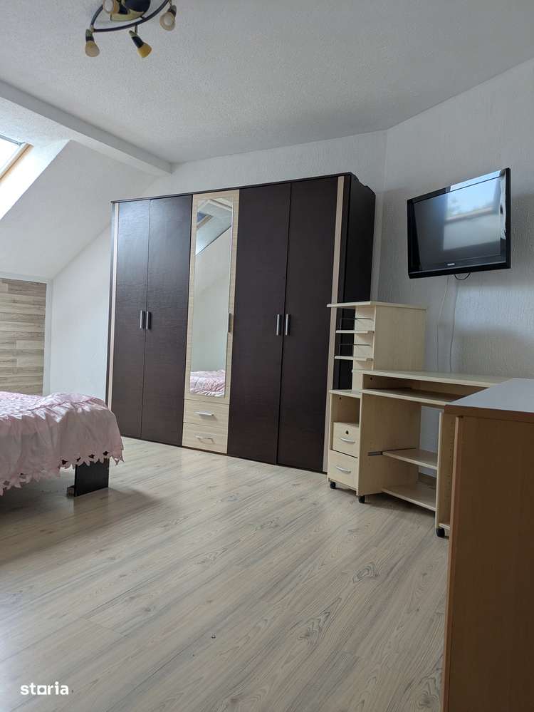 Vand apartament cu 2 dormitoare decomandate, centru! - Imagine principală: 5/10