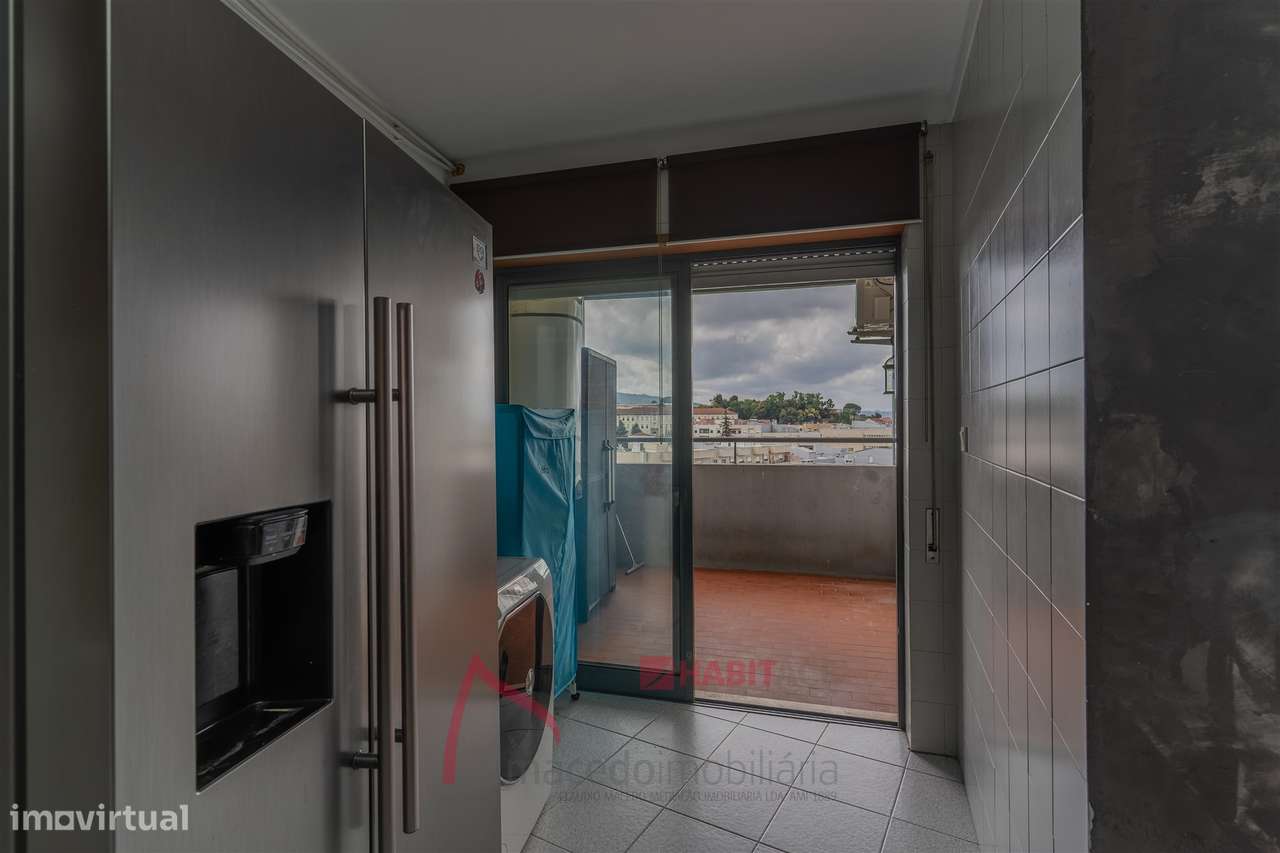 Apartamento T4 Mobilado à Venda em São Vicente, Braga-44