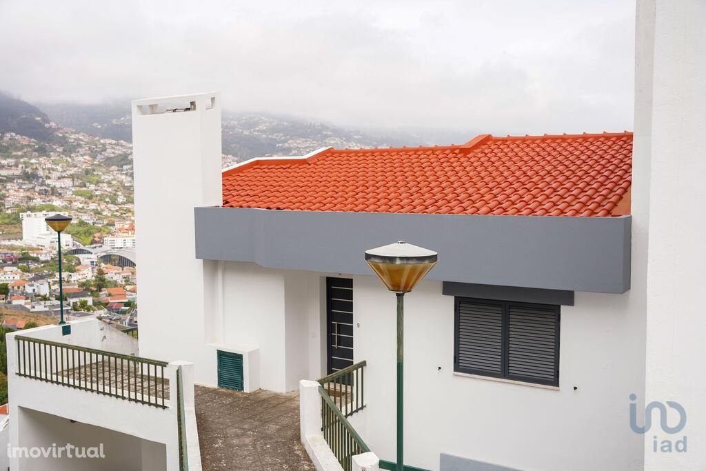 Apartamento T2 em Madeira de 91,00 m2