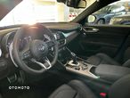 Alfa Romeo Giulia 2.0 Turbo Veloce - 14