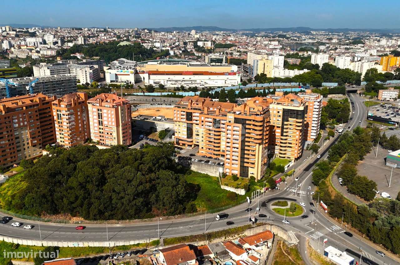 Apartamento T3 com Vista Mar nos Jardins D’Arrábida - Grande imagem: 5/19