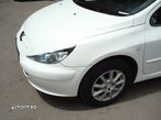 Pleoape Peugeot 307 pentru faruri - 2