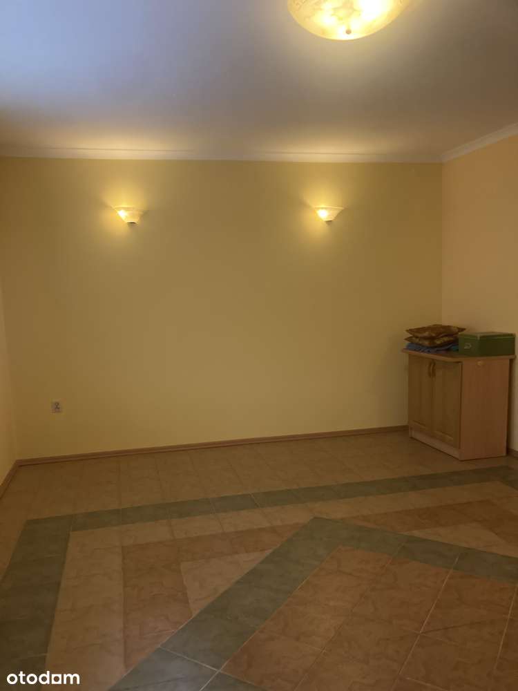 Centrum Kłodzka - 3 kondygnacyjny lokal w atrakcyjnej cenie-4