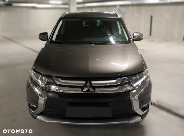 Mitsubishi Outlander - 6