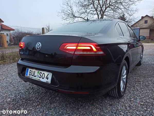 Volkswagen Passat 2.0 TDI BMT Comfortline DSG - 3