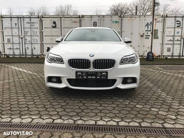 BMW Seria 5 530d xDrive Touring Sport-Aut. Modern Line - 11