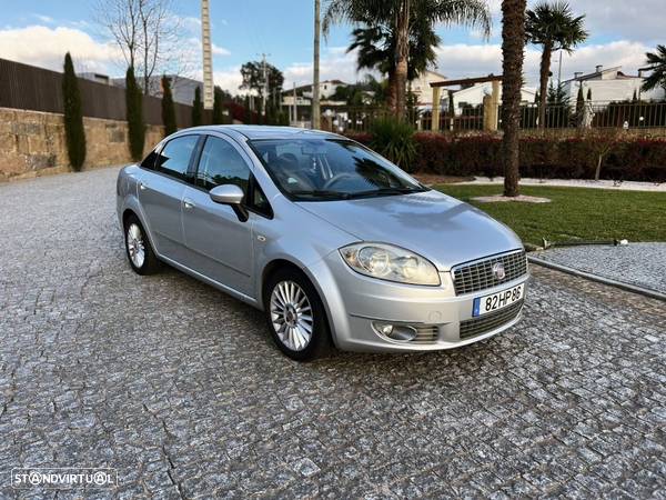 Fiat Linea 1.3 Multijet 16V Emotion - 8