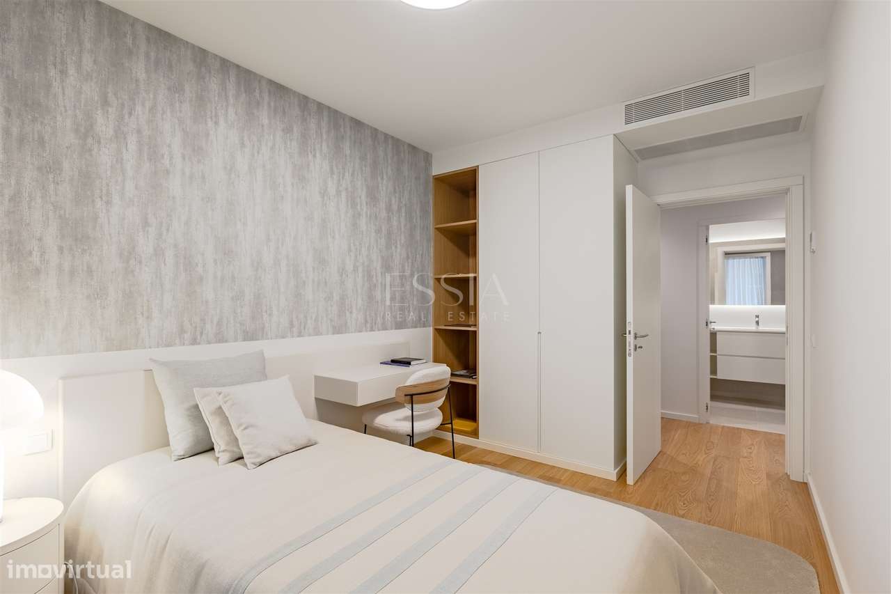 T2 Varanda 12m2 Vistas Rio | T2 c Garagem Jardins Arrábida | T2 Gaia-23