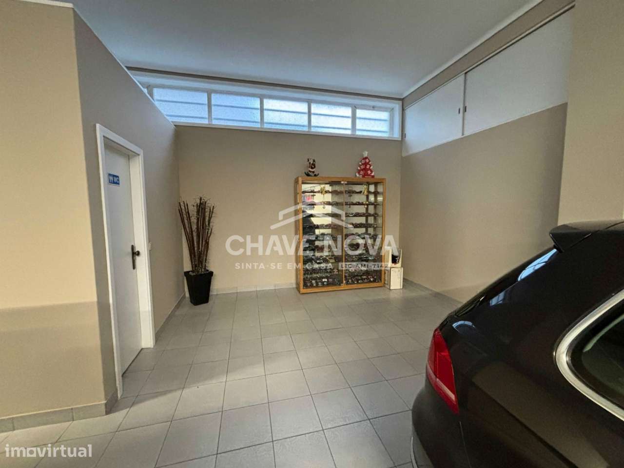 Espaço Comercial de 184 m² à Venda em Zona Prime de Gaia - Grande imagem: 5/10