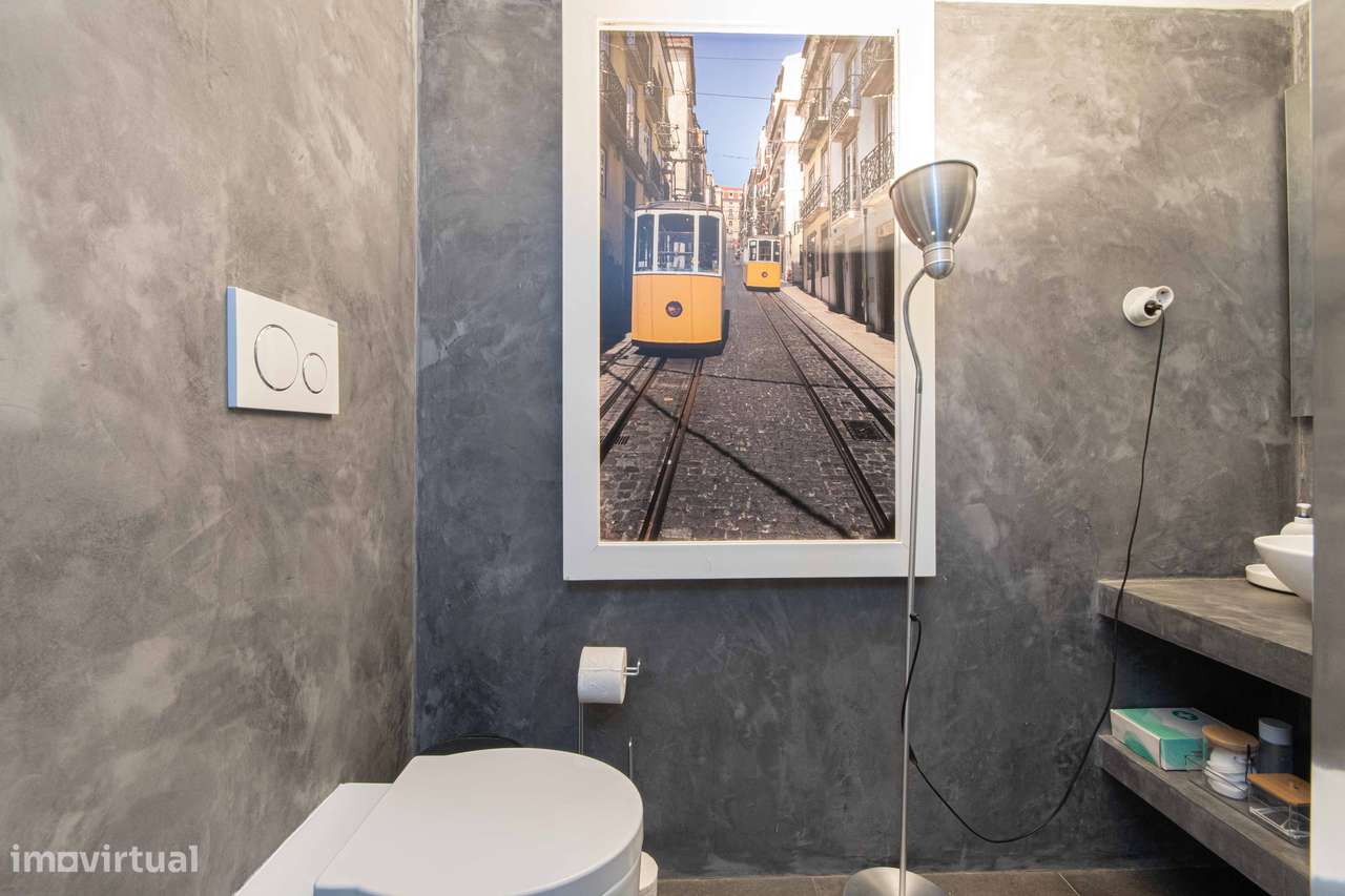 Charmoso apartamento T0 no icónico bairro da Bica, Chiado-8