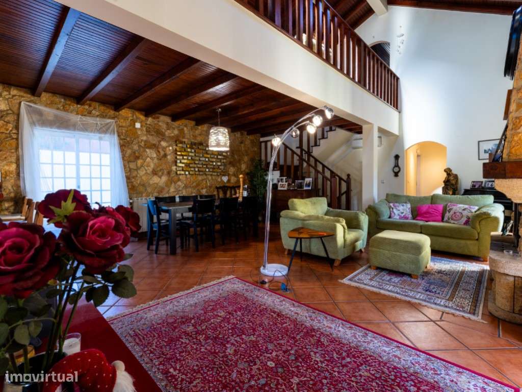 Moradia V5 com piscina, terreno e anexo independente em Cadaval - Grande imagem: 5/60