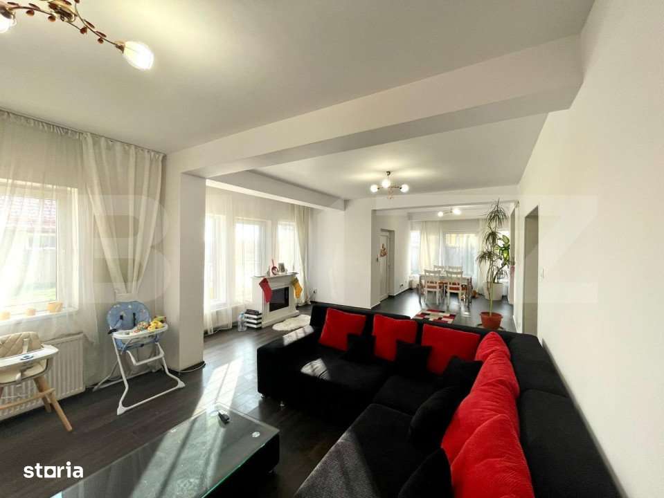 Casa P+E 176 mp utili plus casa stil cabana 113 mp, teren de 930 mp, z - Imagine principală: 3/15