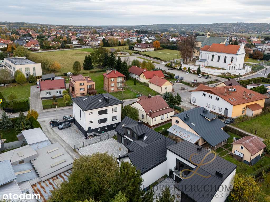 Wykończony bliźniak Krasne-17