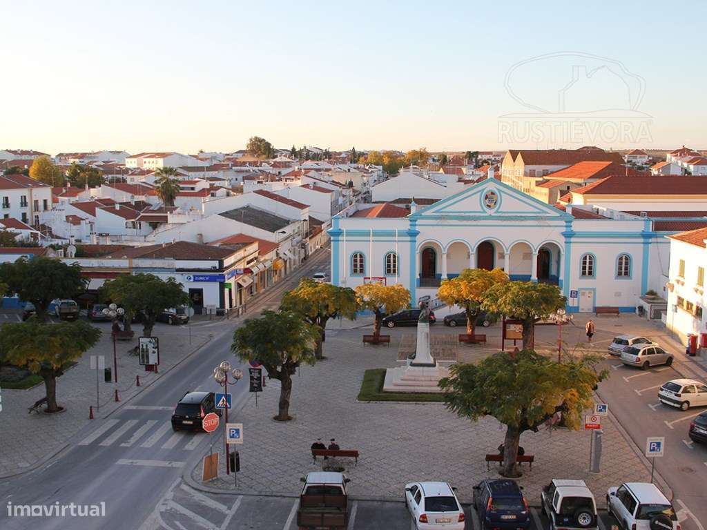 Negociável | Terreno Urbano em Reguengos de Monsaraz-10