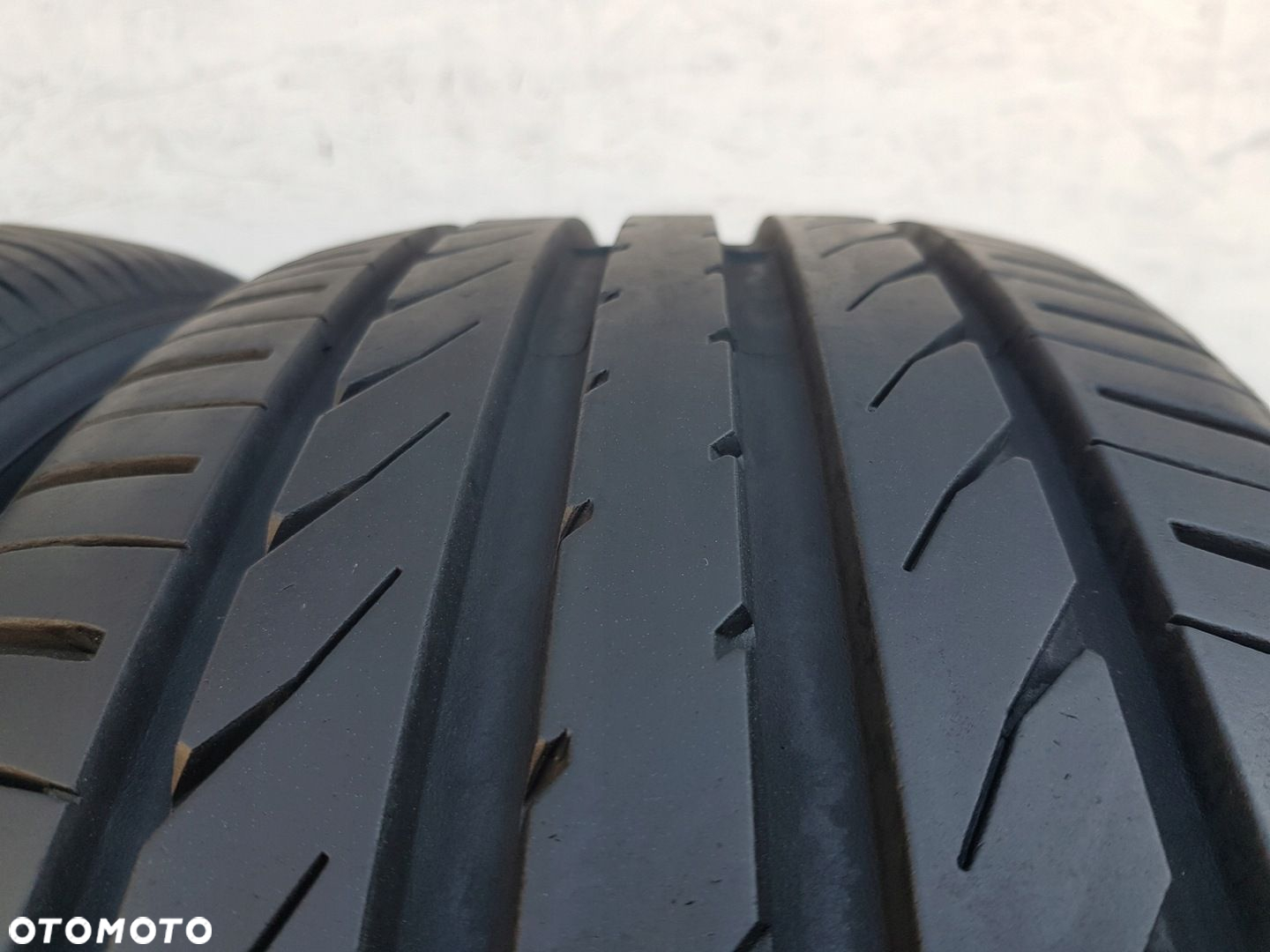 Opony letnie Toyo Proxes R40 215/50R18 92 V - 5