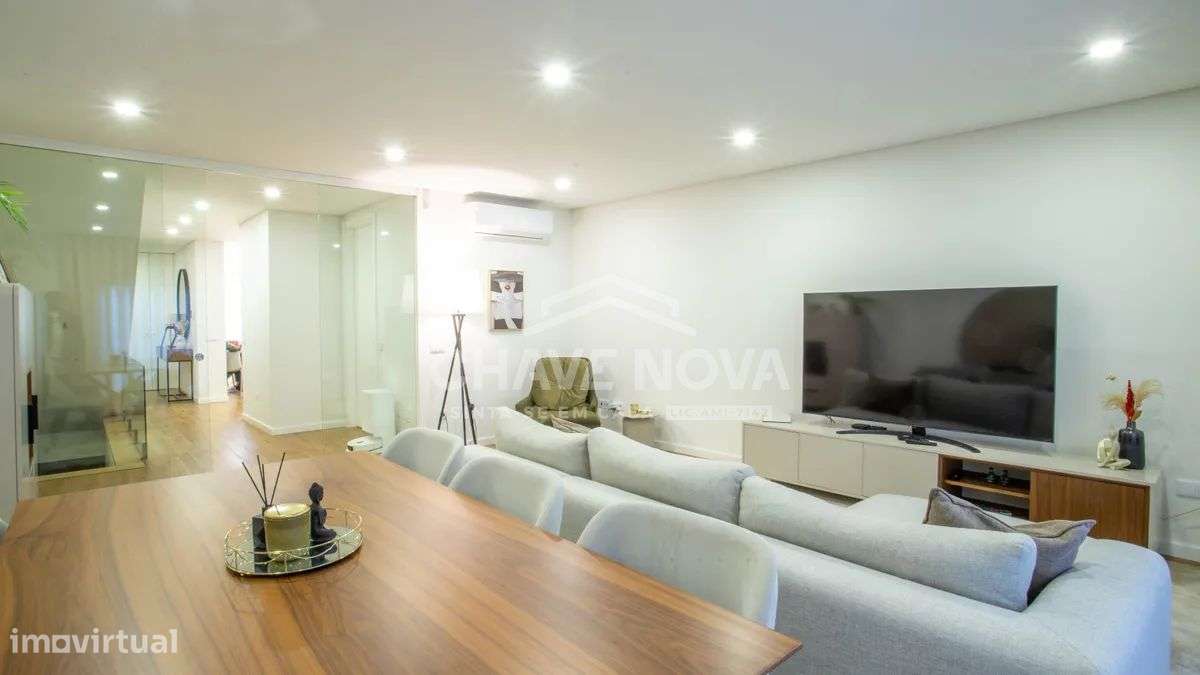 Moradia T3+1 em Canelas-Ref.MAD/02205/MH-6