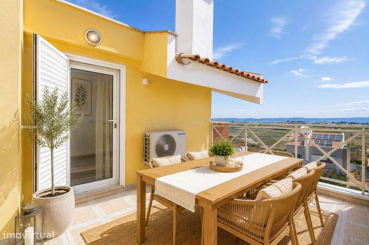 Duplex Exclusivo | 1 Quarto + 3 Suites | Terraços | Vista Panorâmica s-23
