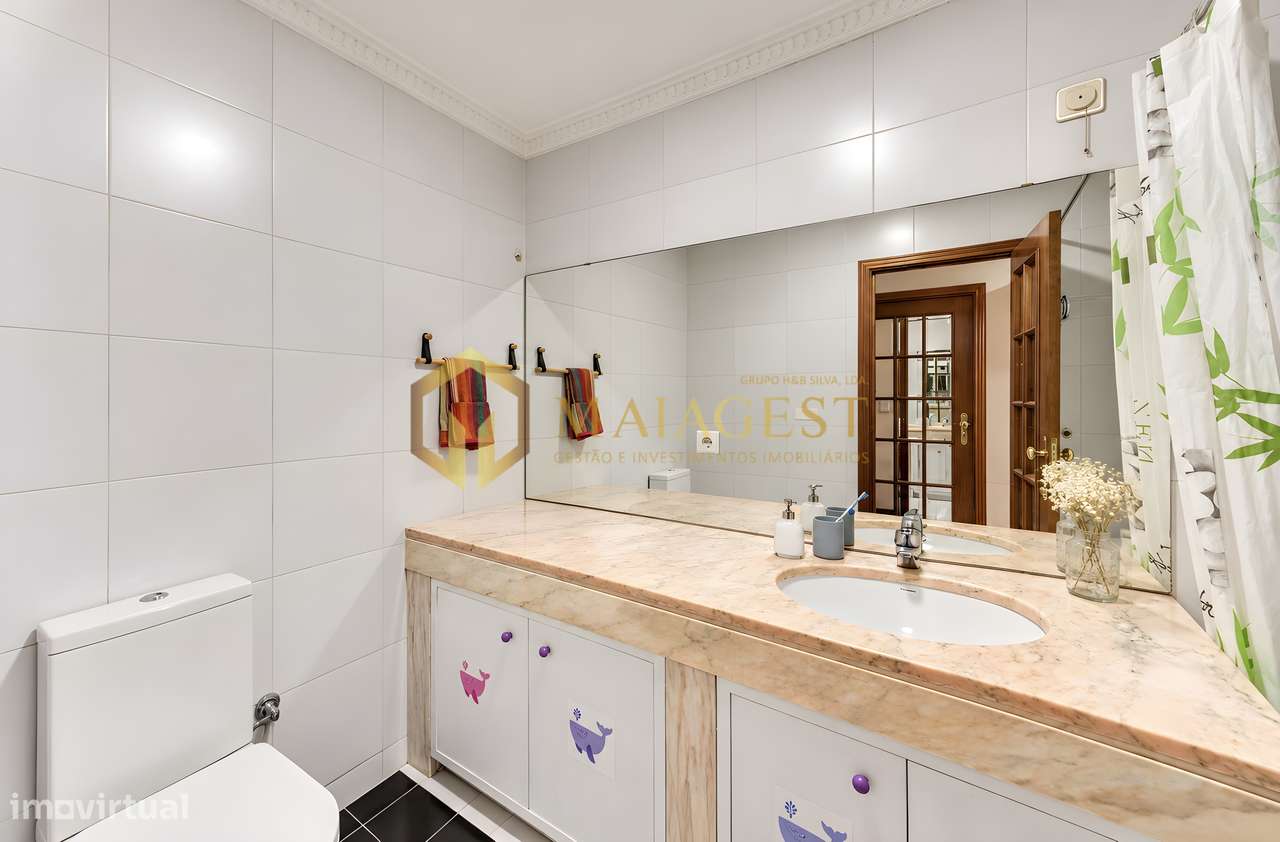 Apartamento T2+1 com Suite e Varanda no Centro de Gaia-25