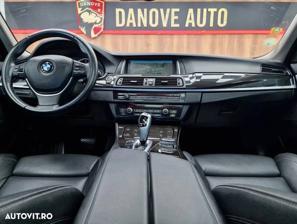 BMW Seria 5 525d xDrive Touring Aut. Luxury Line - 18