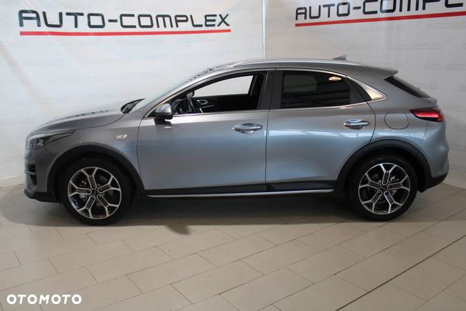 Kia XCeed 1.5 T-GDI M - 17