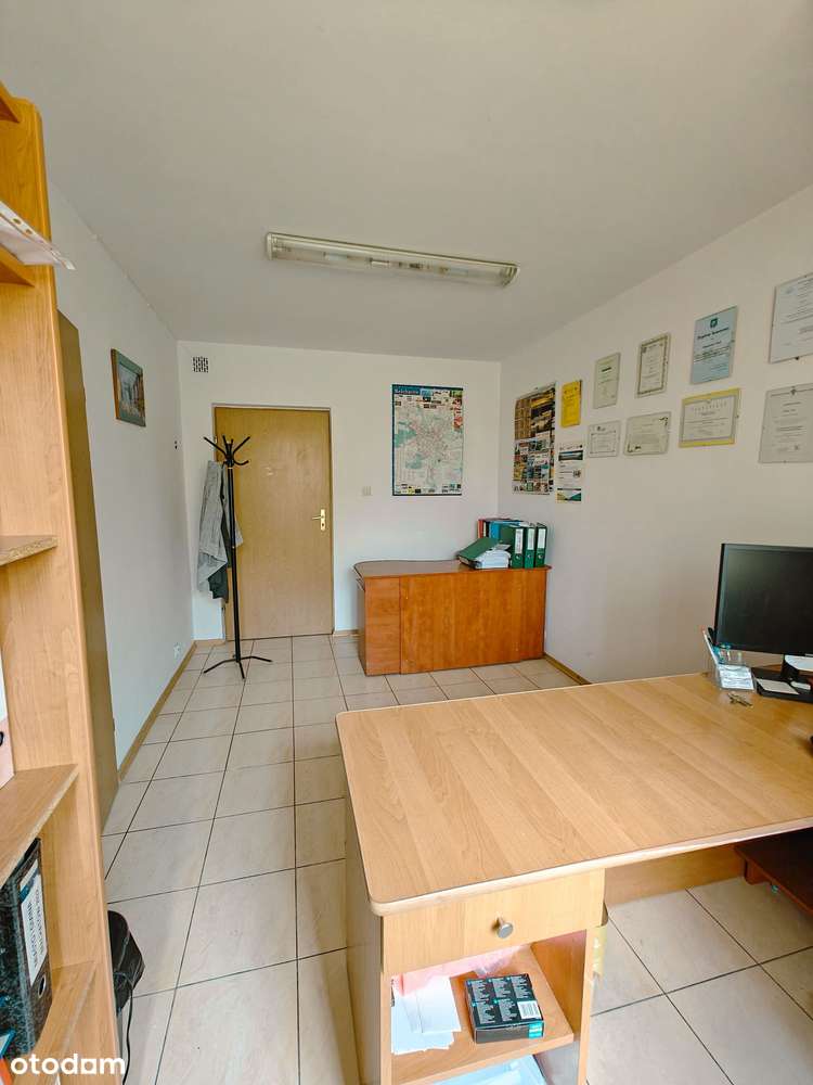 Lokal użytkowy z potencjałem mieszkalnym –95,42 m², centrum Bełchatowa-6