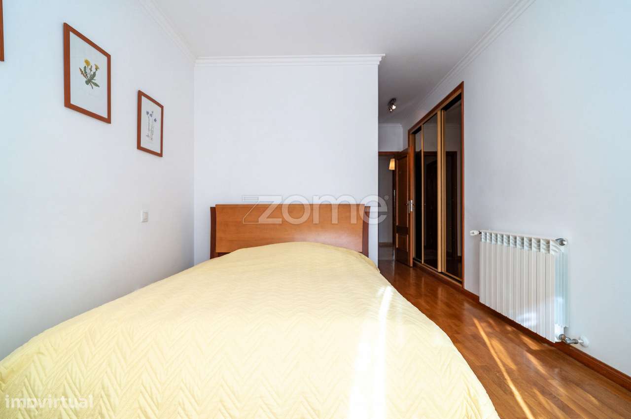 Apartamento T3+Garagem e Arrumo-29