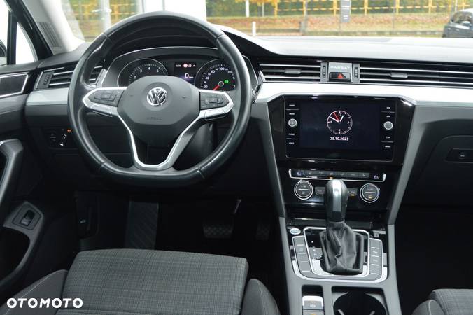 Volkswagen Passat 2.0 TSI Business DSG - 26