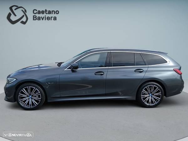 BMW 330 e Touring Pack M Auto - 5