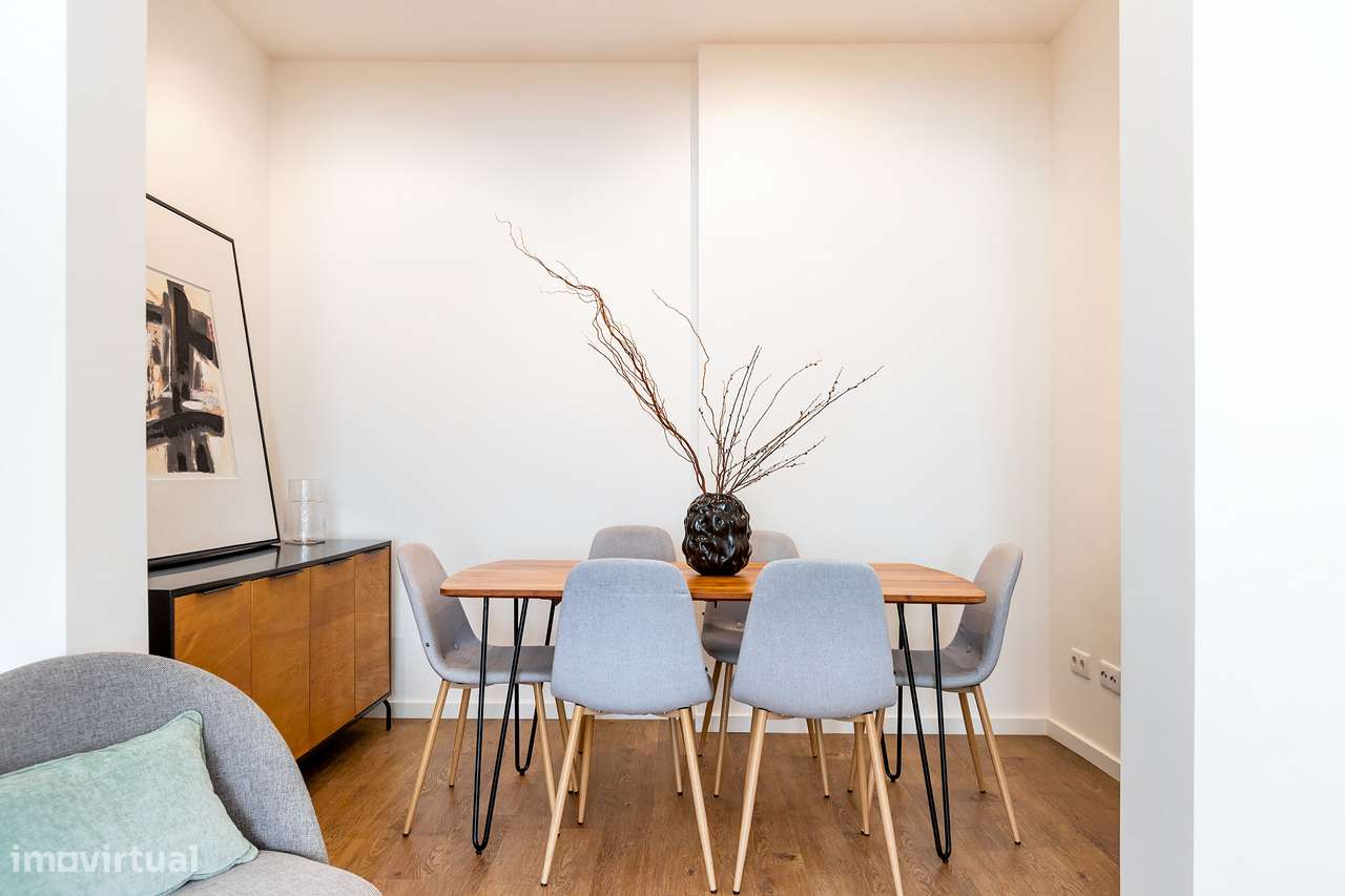 Apartamento T3 Totalmente Remodelado | Penha de França-4