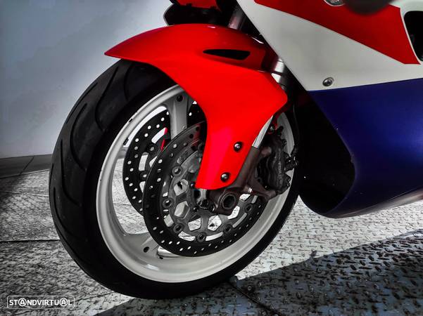 Honda CBR 1000 RR - 19