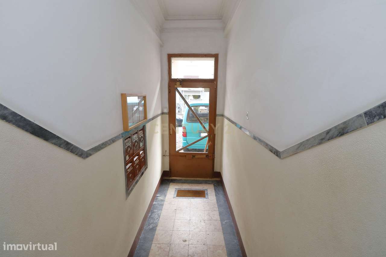 Apartamento T2 com Logradouro – Rua Dr. António Elvas, Feijó-24