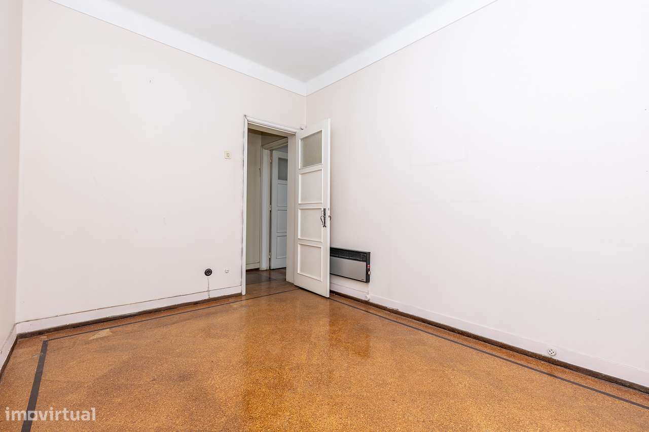 Apartamento único T4 em Lisboa com 190 m²-10
