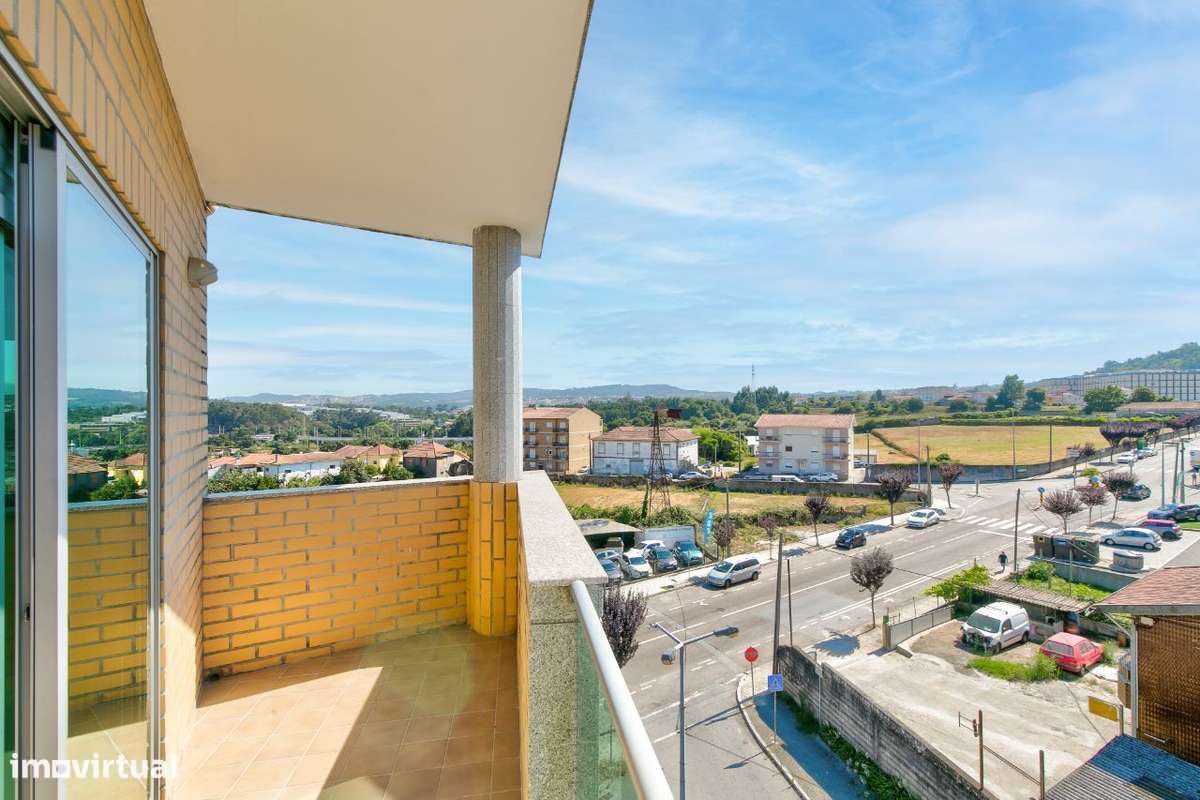 Apartamento T2 Moderno Excelente Estado - Cozinha Equipada / Varanda - Grande imagem: 4/21